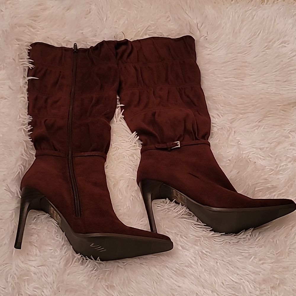 Qupid Ruched Pointed Toe Boots - Picture 7 of 15